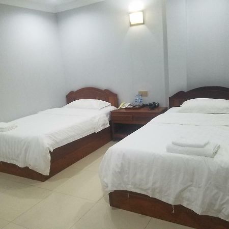 Wei Si Deng Hotel & Restaurant Phnom Penh Exterior photo