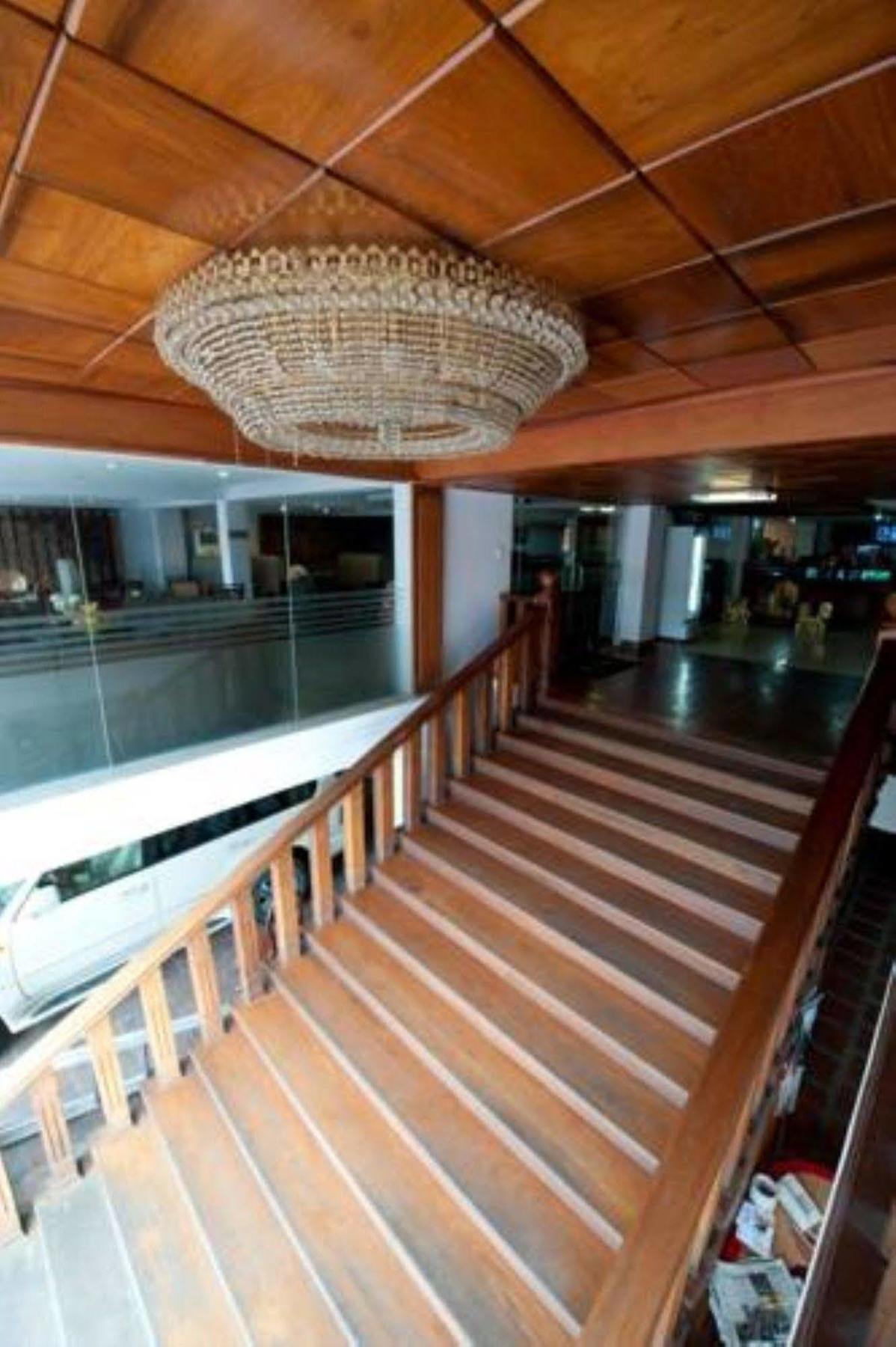 Wei Si Deng Hotel & Restaurant Phnom Penh Exterior photo