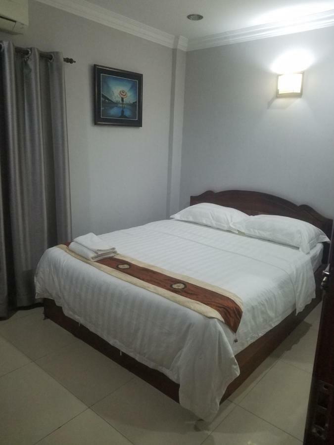 Wei Si Deng Hotel & Restaurant Phnom Penh Exterior photo